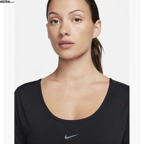 Жіноча футболка NIKE W ONE CLASSIC Dri-FIT TWST SS TP FN2851-010 ціна