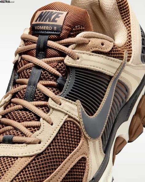 Кроссовки мужские Nike Zoom Vomero 5 HF1553-202 цена