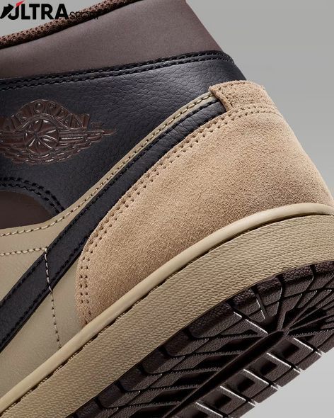 Кроссовки мужские Air Jordan 1 Mid Men's Shoes HV6422-200 цена