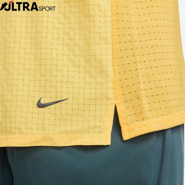 Футболка Nike M Dri-Fit Solar Chase Ss Top DV9305-848 ціна