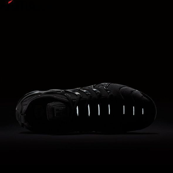 Чоловічі кросівки Nike Air Vapor Max Plus 924453-004 ціна