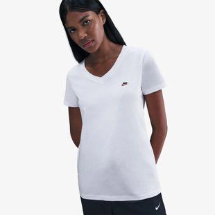 Женская футболка NIKE W NSW TEE VNECK LBR FS DZ4682-100 цена