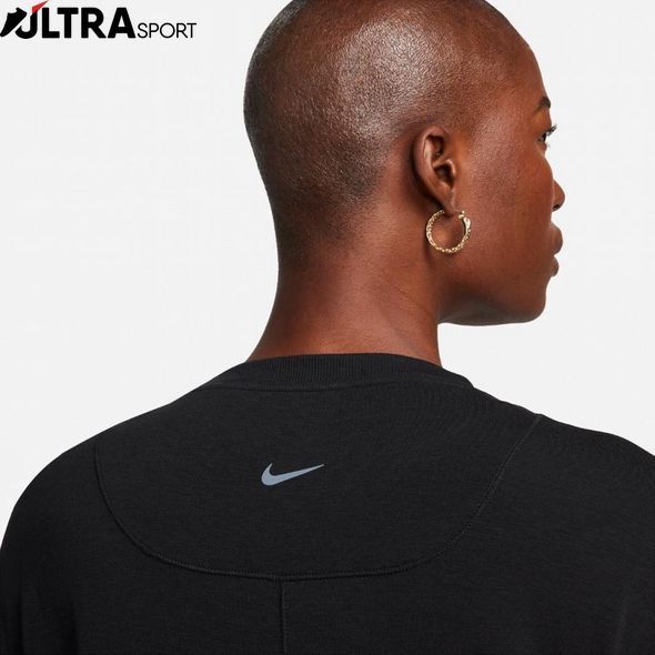 Футболка жіноча Nike One Relaxed FN2814-010 ціна