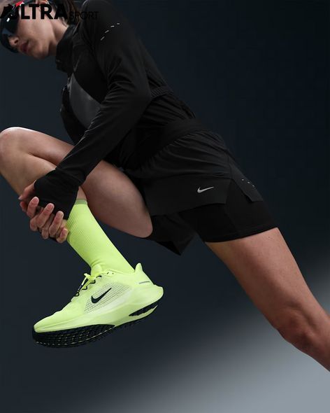 Жіночі шорти NIKE W NK SWIFT Dri-FIT MR 2N1 SHRT HJ5376-010 ціна