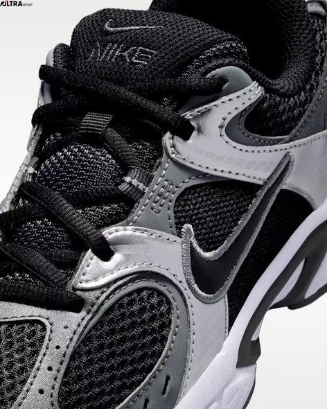 Детские кроссовки NIKE V5 RNR (GS) HQ6411-001 цена