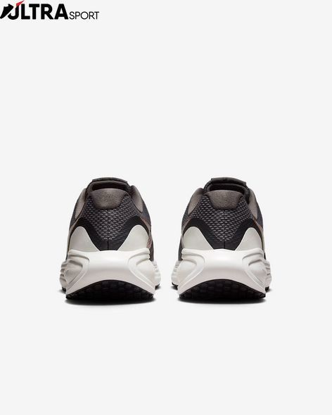Кросівки жіночі Nike Revolution 8 HJ8485-200 ціна