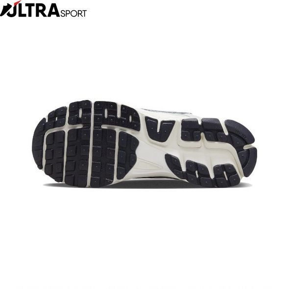 Кросівки жіночі Nike ZOOM VOMERO 5. FD0884-025 ціна