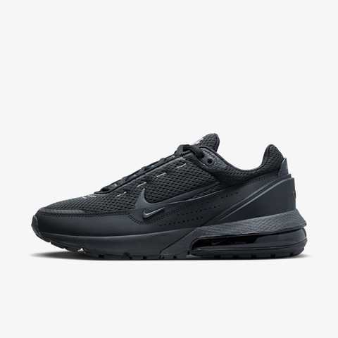 White air store max black tick