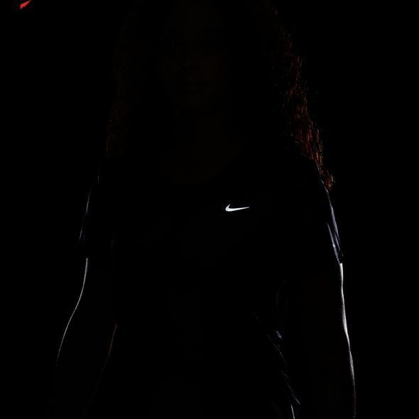Женская футболка Nike W Dri-Fit Swoosh Aop Ss Crop FB4681-010 цена