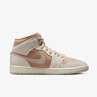 Жіночі кросівки WMNS AIR JORDAN 1 MID SE HV4269-200 ціна