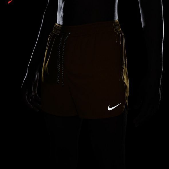Шорты Nike M Dri-Fit Rundvn Stride 4In Shrt FB6870-716 цена