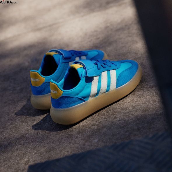 Кросівки дитячі adidas Barreda Decode Shoes Kids JP6721 ціна