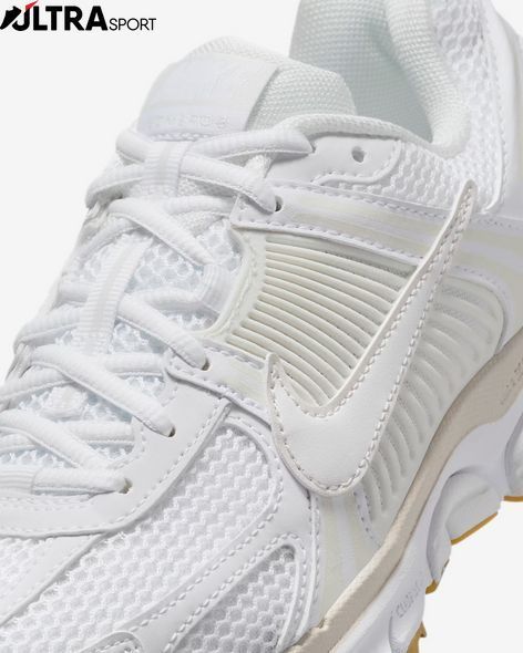 Кросівки жіночі Nike Zoom Vomero 5 FJ2028-104 ціна